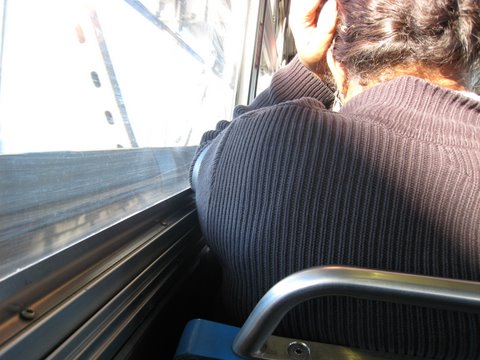 Elbow rest for tired commuter